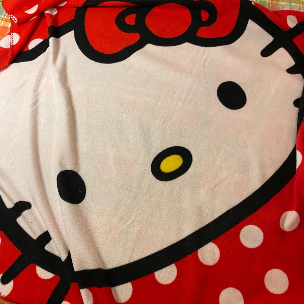Hello Kitty throw blanket